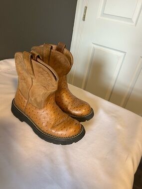 Ariat Fatbaby Women’s Western Pull-On Cowboy Boots